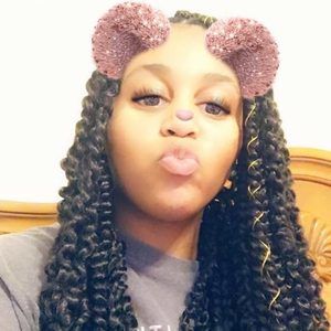 Meet your Posher, Destiny